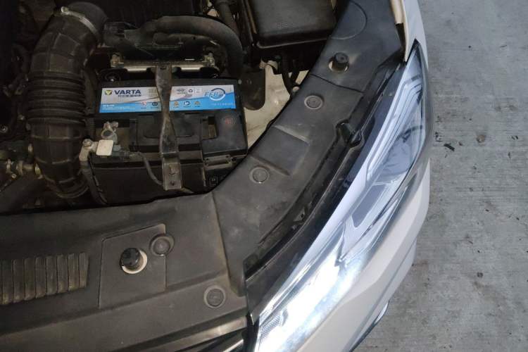 Used CHANGAN CS75 2018 280T Manual Elite Version China V Standard Engine Bay Left
