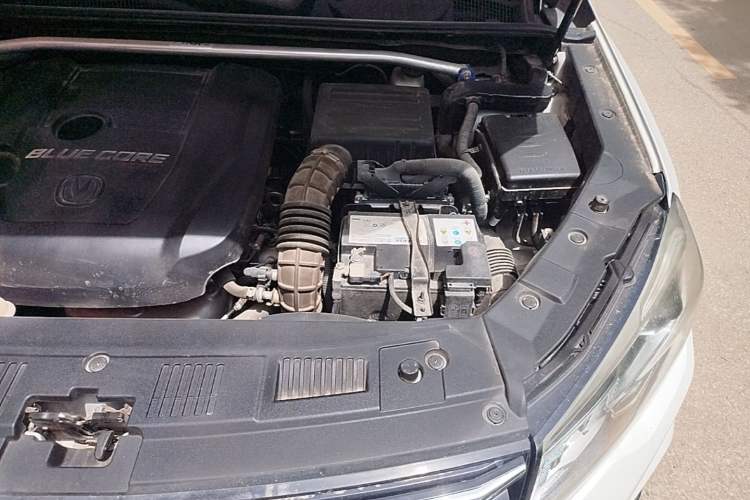 Used CHANGAN CS75 2018 280T Automatic Smart Edition China V-standard Engine Bay Left