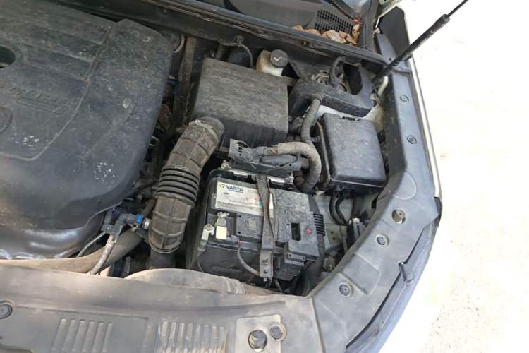 Used CHANGAN CS75 2018 280T Automatic Smart Edition China V-standard Engine Bay Left