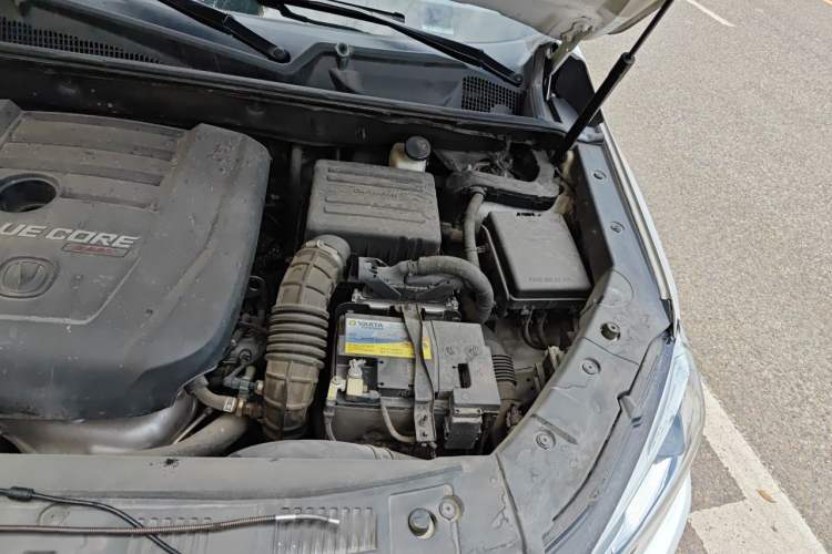 Used CHANGAN CS75 2018 280T Manual Elite Version China V Standard Engine Bay Left