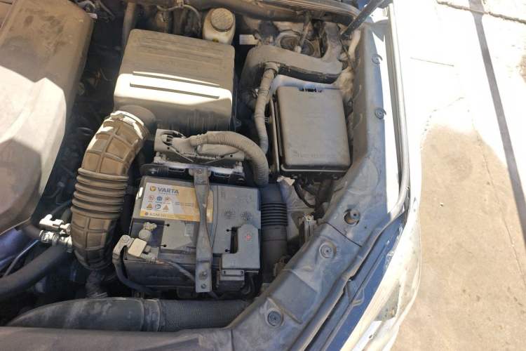 Used CHANGAN CS75 2018 280T Automatic Smart Edition China V-standard Engine Bay Left