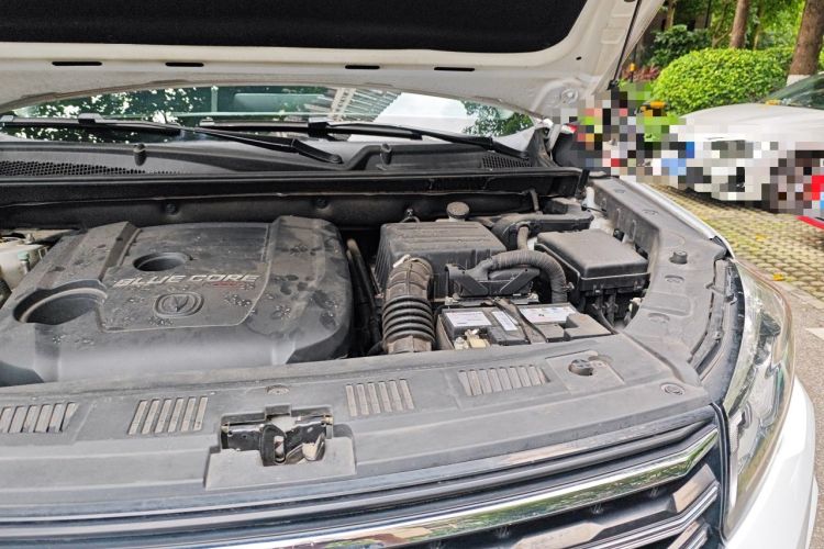 Used CHANGAN CS75 2018 280T Automatic Yazi Model China V Standard Engine Bay Left