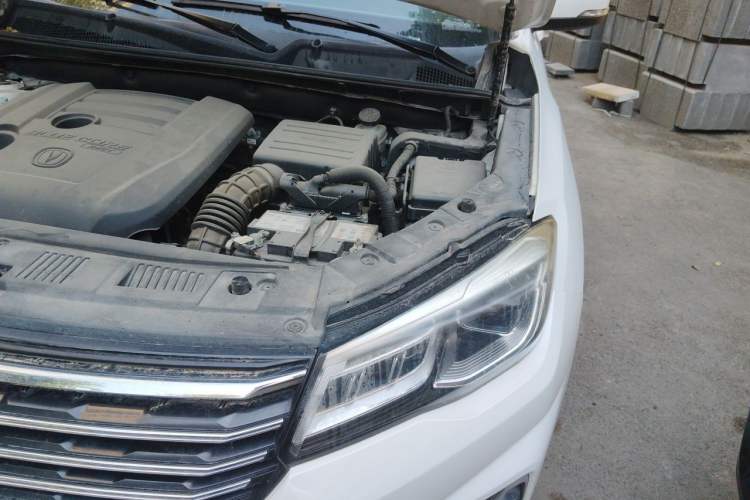 Used CHANGAN CS75 2018 280T Manual Smart Edition China V Standard Engine Bay Left