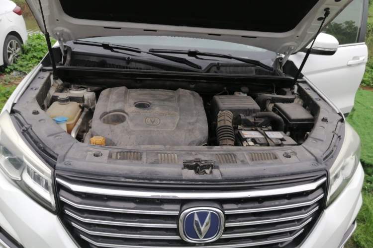 Used CHANGAN CS75 2018 280T Manual Smart Edition China V Standard Engine Bay