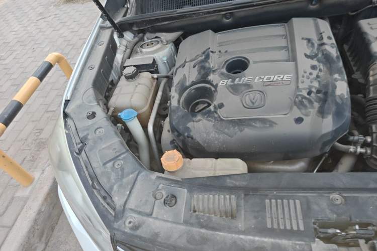 Used CHANGAN CS75 2018 280T Automatic Smart Edition China V-standard Engine Bay Right