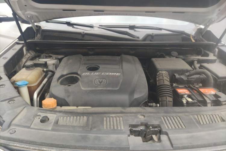 Used CHANGAN CS75 2018 280T Automatic Smart Edition China V-standard Engine Bay Right