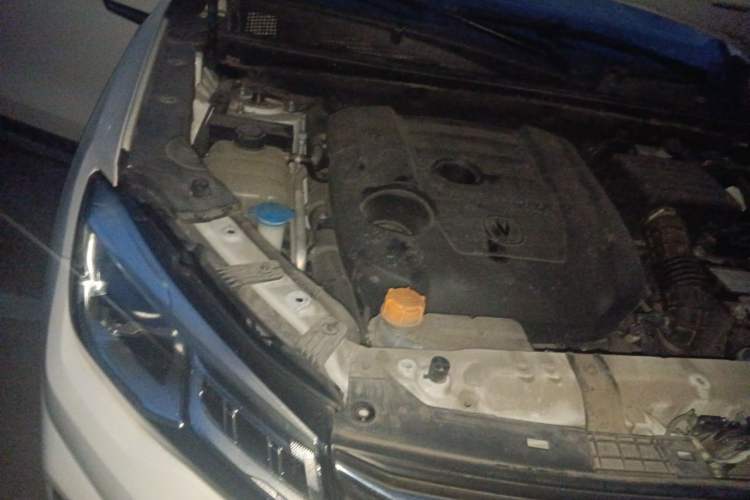 Used CHANGAN CS75 2018 280T Manual Elite Version China V Standard Engine Bay Right