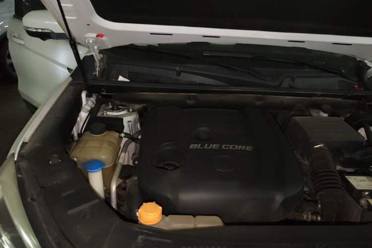 Used CHANGAN CS75 2018 280T Manual Yazi Trim Level China V Standard Engine Bay Right