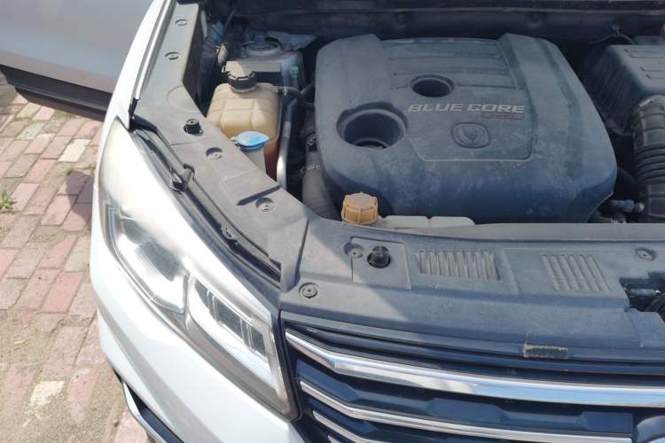 Used CHANGAN CS75 2018 280T Automatic Yazi Model China V Standard Engine Bay Right