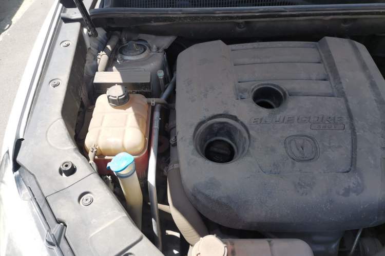 Used CHANGAN CS75 2018 280T Manual Elite Version China V Standard Engine Bay Right