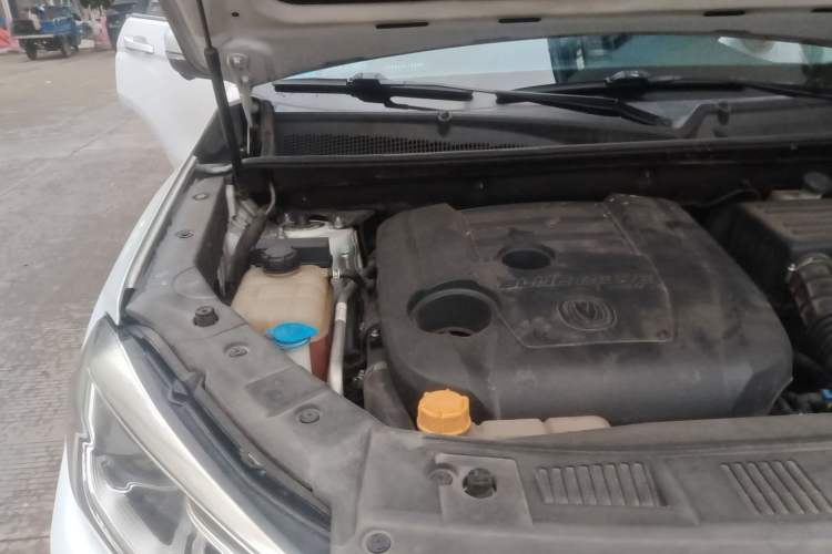 Used CHANGAN CS75 2018 280T Automatic Smart Model China V Standard Engine Bay Right