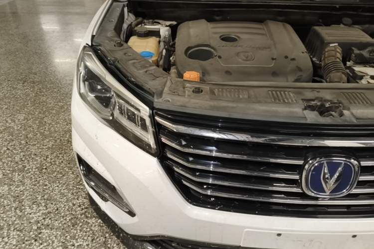 Used CHANGAN CS75 2018 280T Automatic Smart Edition China V-standard Engine Bay Right