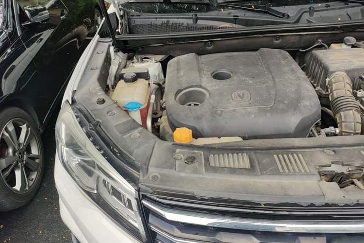 Used CHANGAN CS75 2018 280T Automatic Smart Edition China V-standard Engine Bay Right