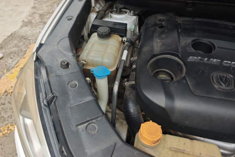 Used CHANGAN CS75 2018 280T Automatic Smart Edition China V Standard Engine Bay Right