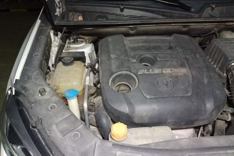 Used CHANGAN CS75 2018 280T Automatic Smart Model China V Standard Engine Bay Right