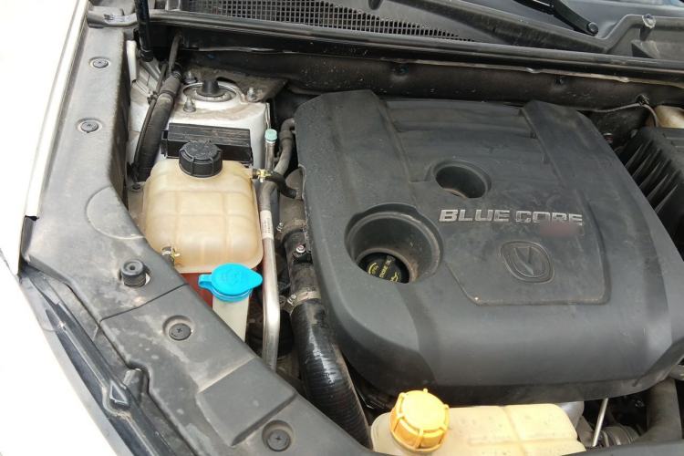 Used CHANGAN CS75 2018 280T Automatic Yazi Model China V Standard Engine Bay Right