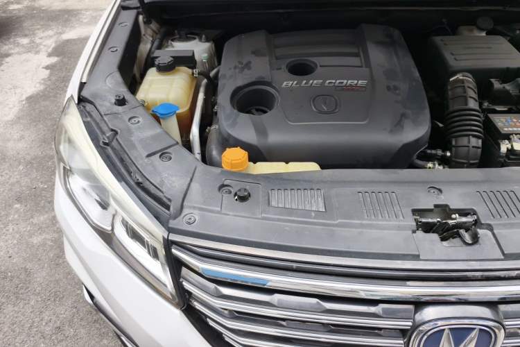 Used CHANGAN CS75 2018 280T Automatic Smart Edition China V-standard Engine Bay Right