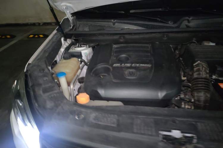 Used CHANGAN CS75 2018 280T Automatic Yazi Model China V Standard Engine Bay Right