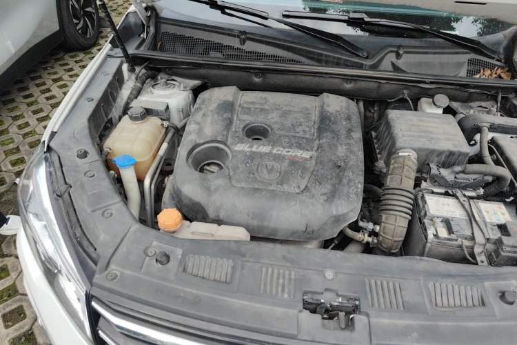 Used CHANGAN CS75 2018 280T Automatic Luxury Edition China V Standard Engine Bay Right