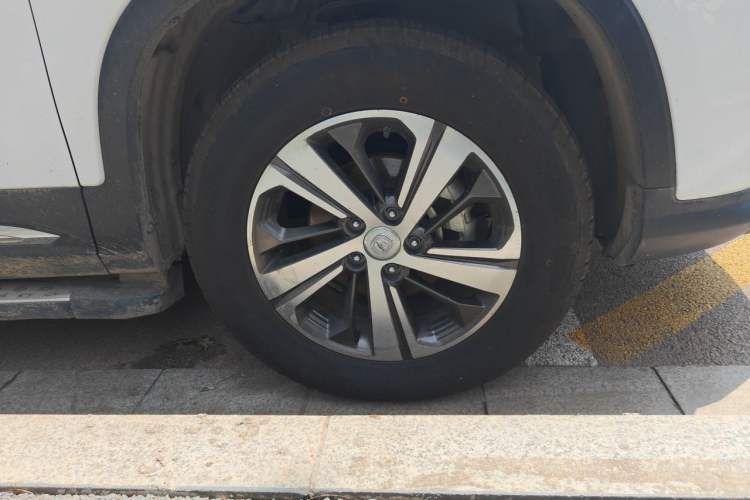 Used CHANGAN CS75 2018 280T Manual Smart Edition China V Standard Exterior 1