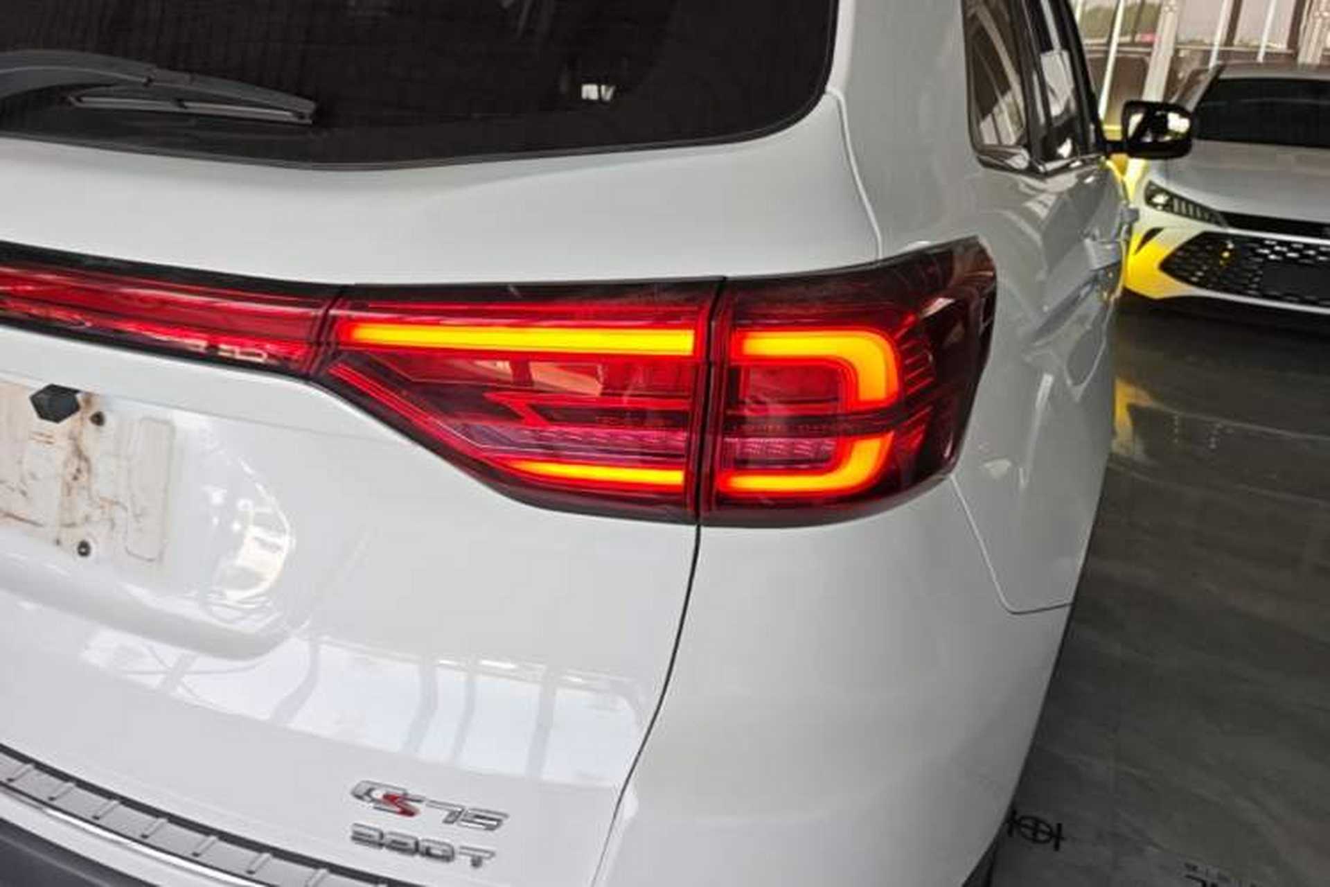 Used CHANGAN CS75 2018 280T Automatic Smart Edition China V-standard Exterior 3