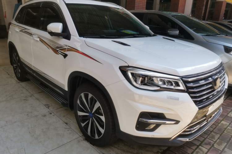 Used CHANGAN CS75 2018 280T Automatic Yazi Model China V Standard Front Right 45 Deg