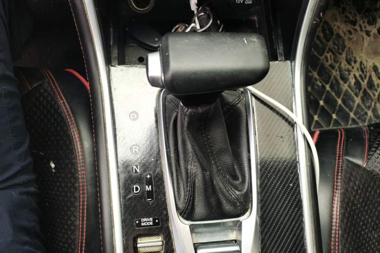 Used CHANGAN CS75 2018 280T Automatic Smart Model China V Standard Gear Lever