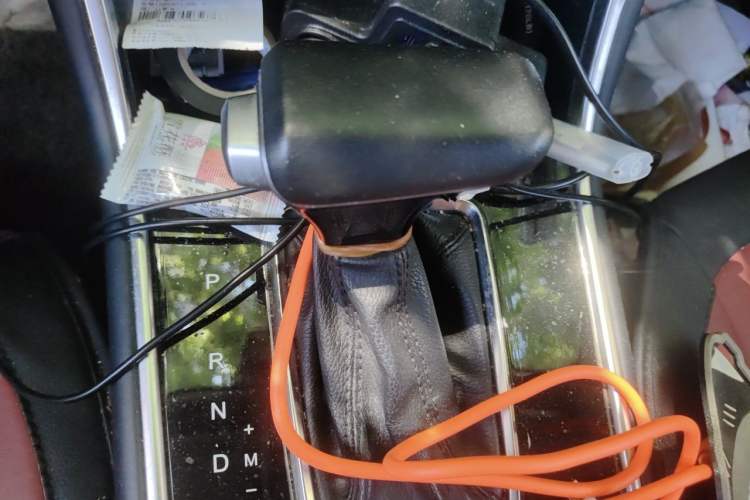 Used CHANGAN CS75 2018 280T Automatic Smart Edition China V-standard Gear Lever