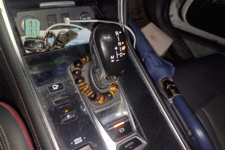 Used CHANGAN CS75 2018 280T Automatic Smart Model China V Standard Gear Lever