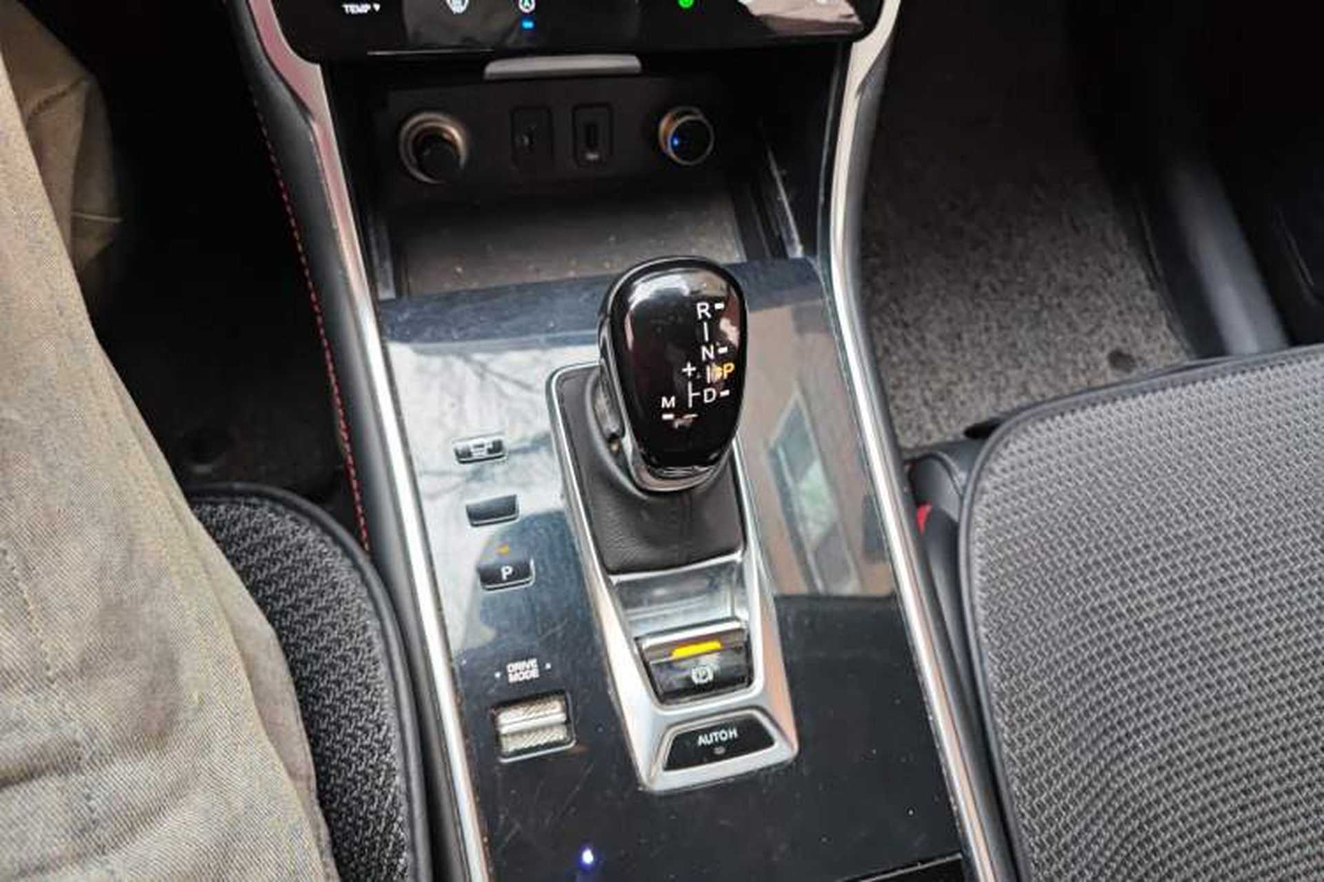 Used CHANGAN CS75 2018 280T Automatic Smart Model China V Standard Gear Lever