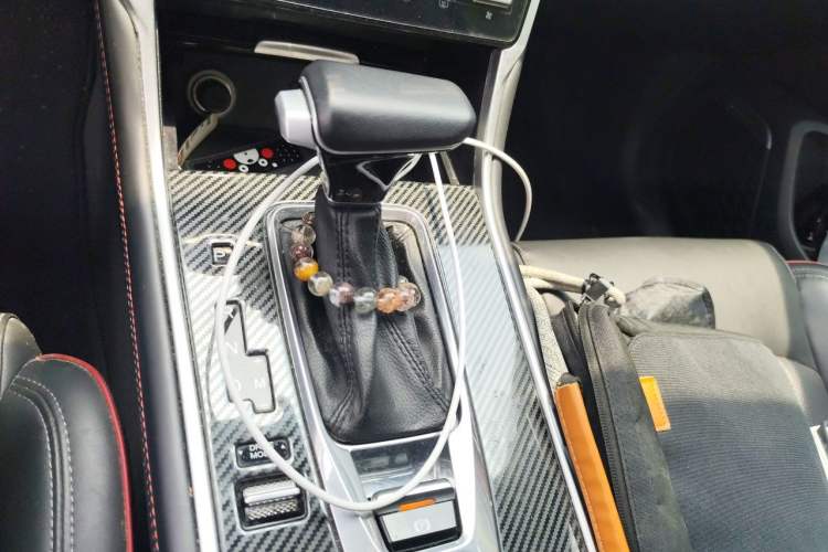 Used CHANGAN CS75 2018 280T Automatic Yazi Model China V Standard Gear Lever