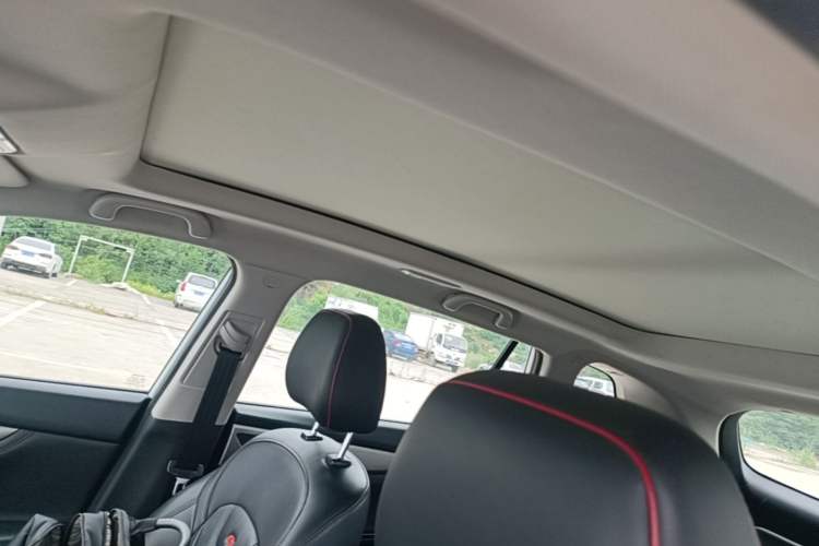Used CHANGAN CS75 2018 280T Automatic Luxury Edition China V Standard Headliner