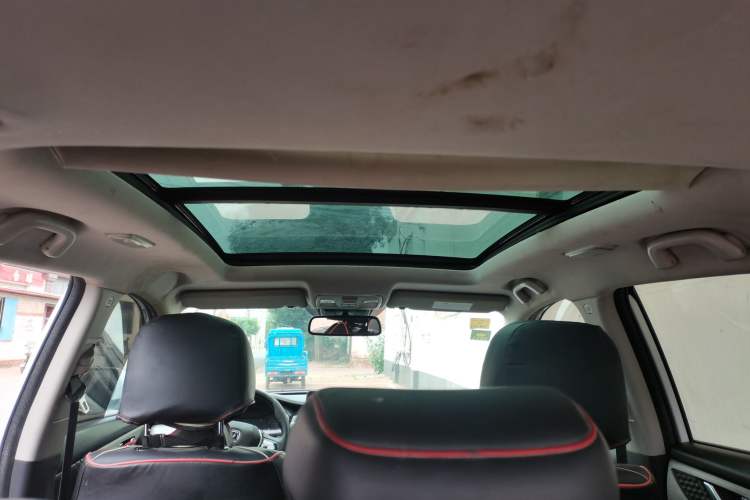 Used CHANGAN CS75 2018 280T Automatic Smart Model China V Standard Headliner