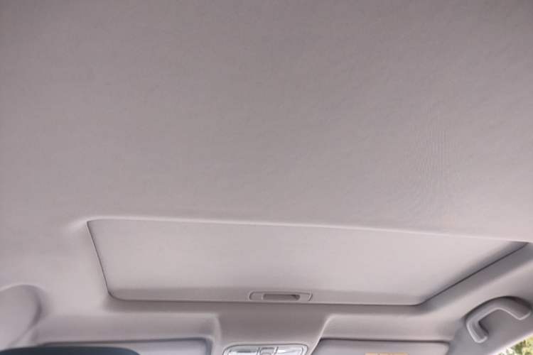 Used CHANGAN CS75 2018 280T Manual Smart Edition China V Standard Headliner