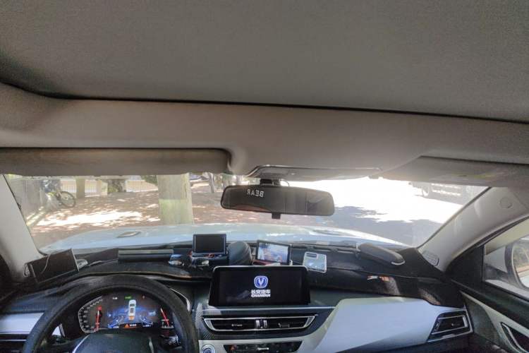 Used CHANGAN CS75 2018 280T Automatic Smart Edition China V-standard Headliner