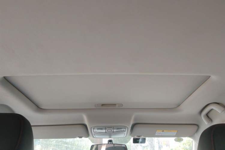 Used CHANGAN CS75 2018 280T Automatic Smart Edition China V Standard Headliner