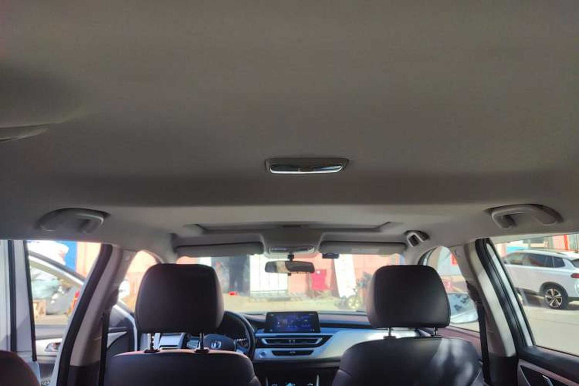 Used CHANGAN CS75 2018 280T Automatic Smart Edition China V Standard Headliner