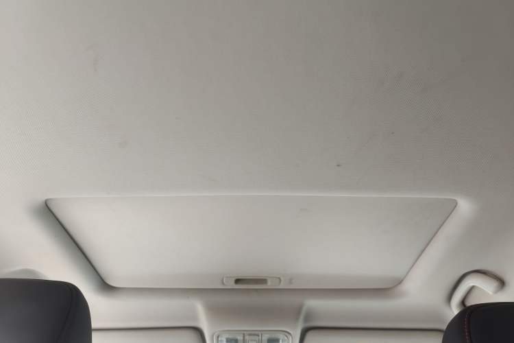 Used CHANGAN CS75 2018 280T Automatic Smart Edition China V Standard Headliner
