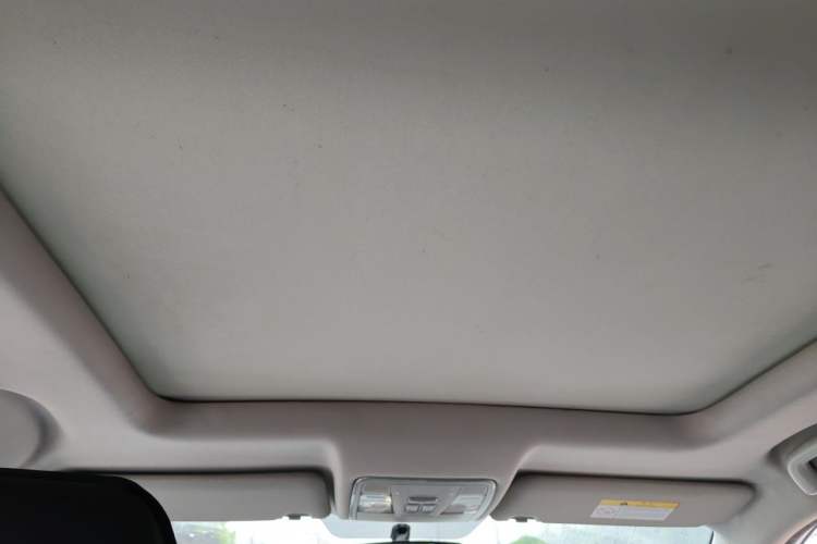 Used CHANGAN CS75 2018 280T Automatic Smart Edition China V-standard Headliner