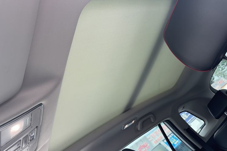Used CHANGAN CS75 2018 280T Automatic Yazi Model China V Standard Headliner