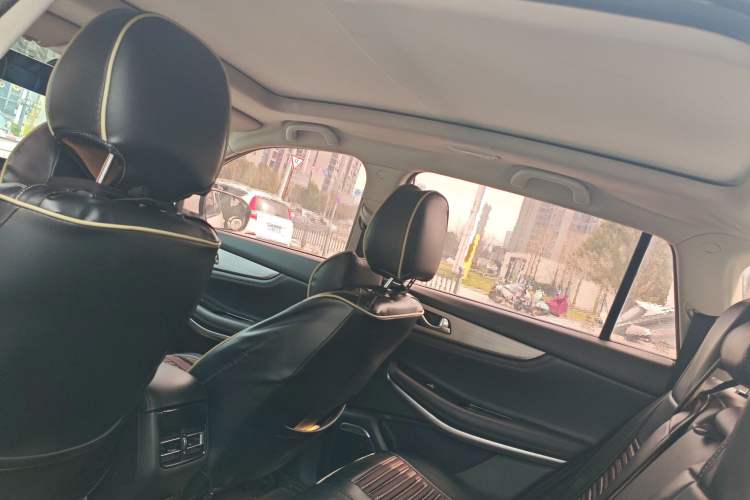 Used CHANGAN CS75 2018 280T Automatic Smart Edition China V-standard Headliner