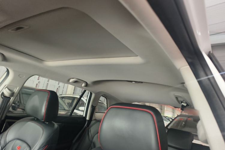 Used CHANGAN CS75 2018 280T Automatic Smart Edition China V Standard Headliner