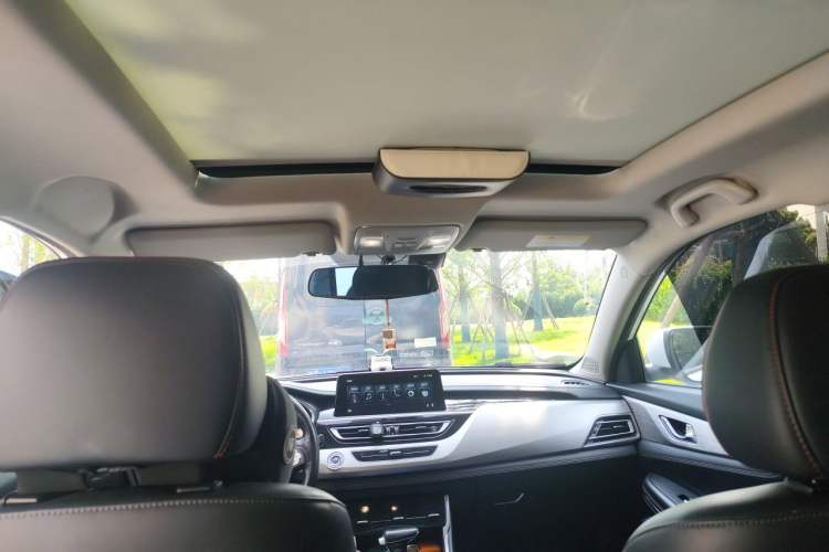 Used CHANGAN CS75 2018 280T Automatic Smart Edition China V-standard Headliner