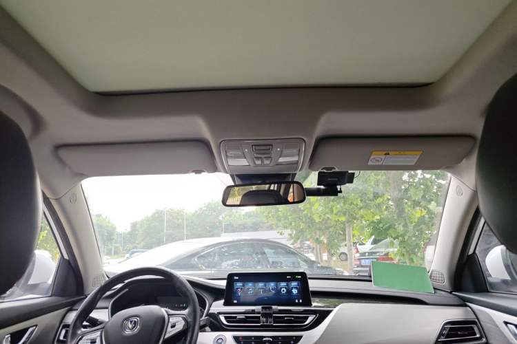 Used CHANGAN CS75 2018 280T Automatic Yazi Model China V Standard Headliner