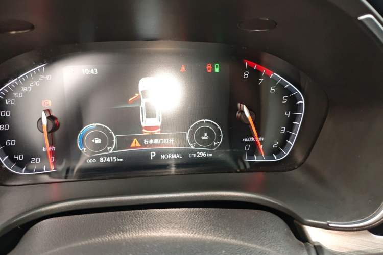 Used CHANGAN CS75 2018 280T Automatic Smart Edition China V-standard Instrument Cluster