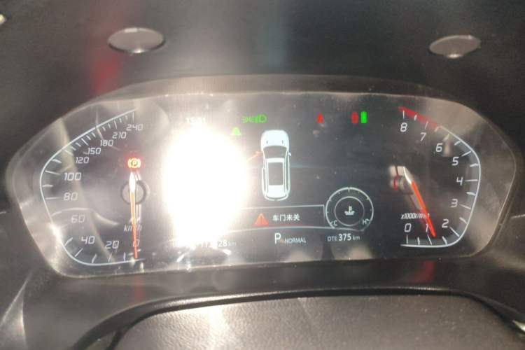 Used CHANGAN CS75 2018 280T Automatic Yazi Model China V Standard Instrument Cluster