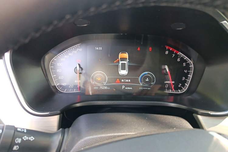 Used CHANGAN CS75 2018 280T Automatic Smart Edition China V-standard Instrument Cluster