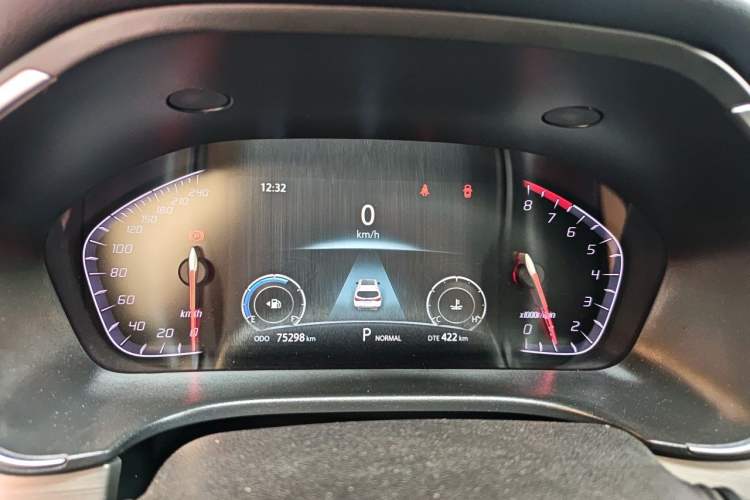 Used CHANGAN CS75 2018 280T Automatic Smart Edition China V Standard Instrument Cluster