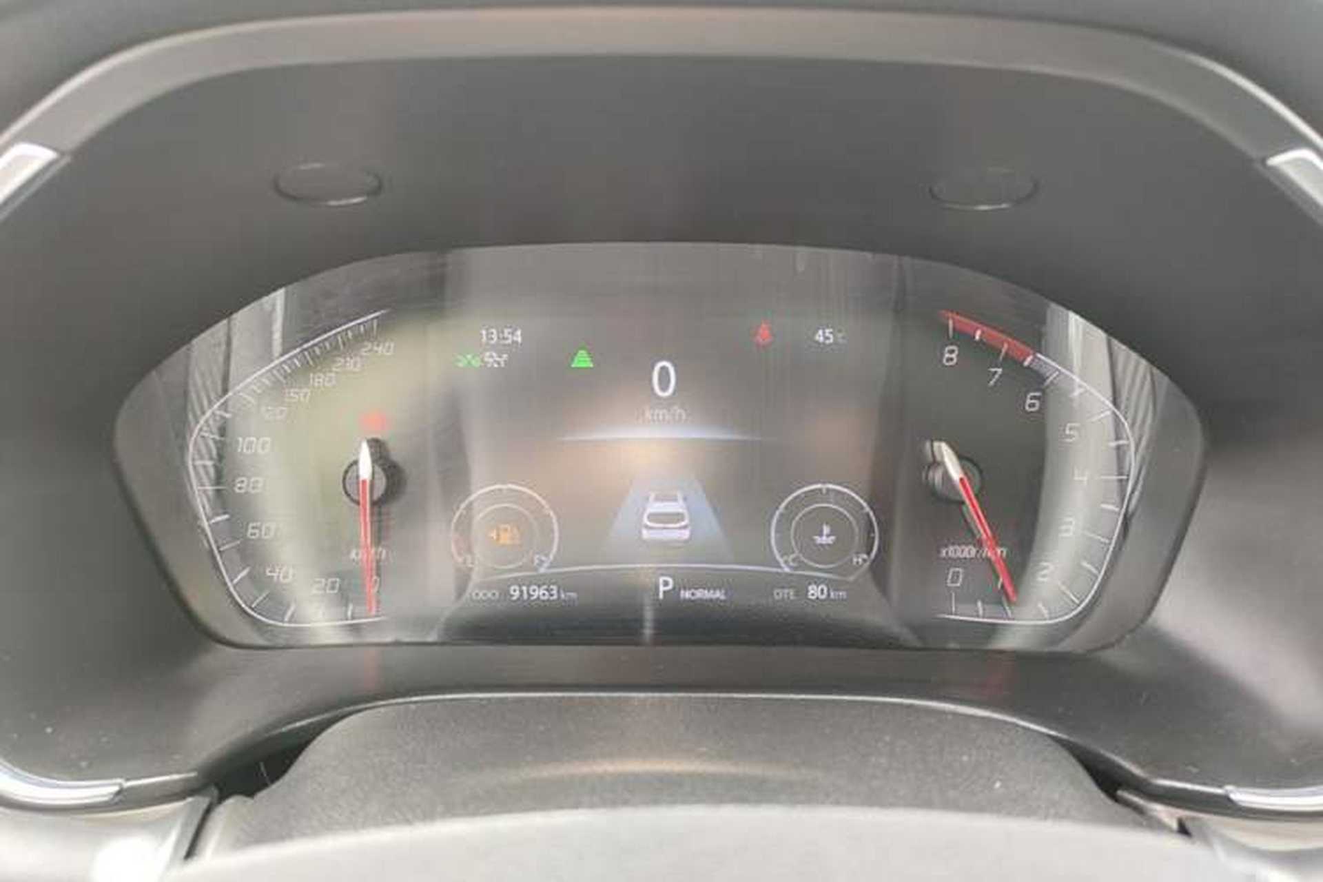 Used CHANGAN CS75 2018 280T Automatic Yazi Model China V Standard Instrument Cluster
