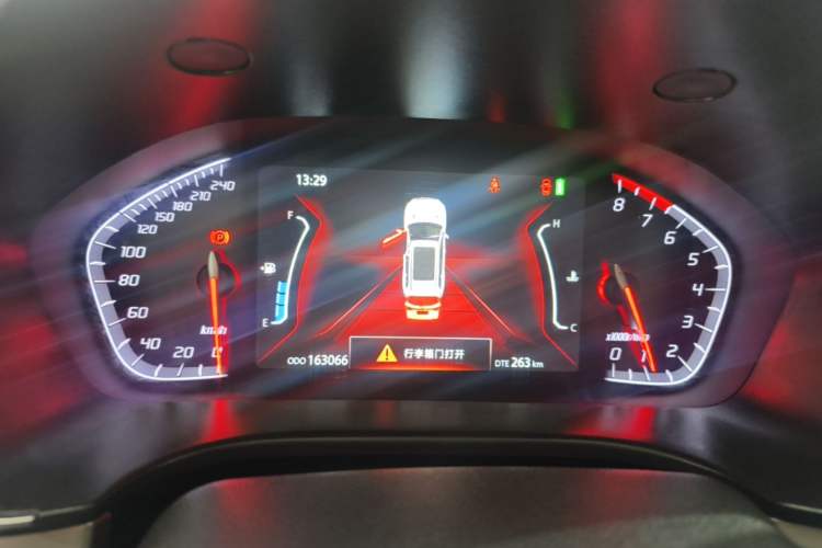 Used CHANGAN CS75 2018 280T Automatic Smart Edition China V Standard Instrument Cluster